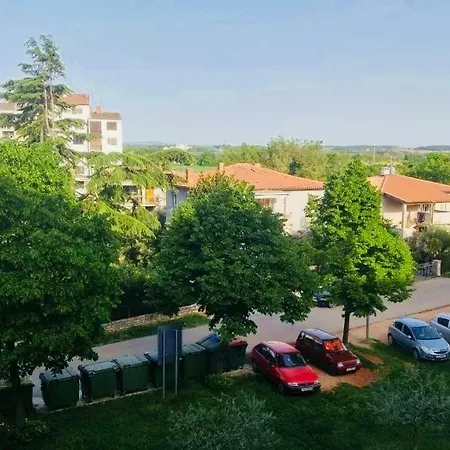 Apartment Ela *